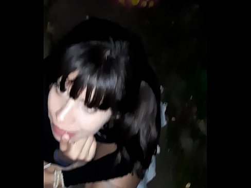 ❤️ Uz ielas uzpampis dzimumloceklis apmaiņā pret konfektēm Porno pie mums lv.mouthporn.ru